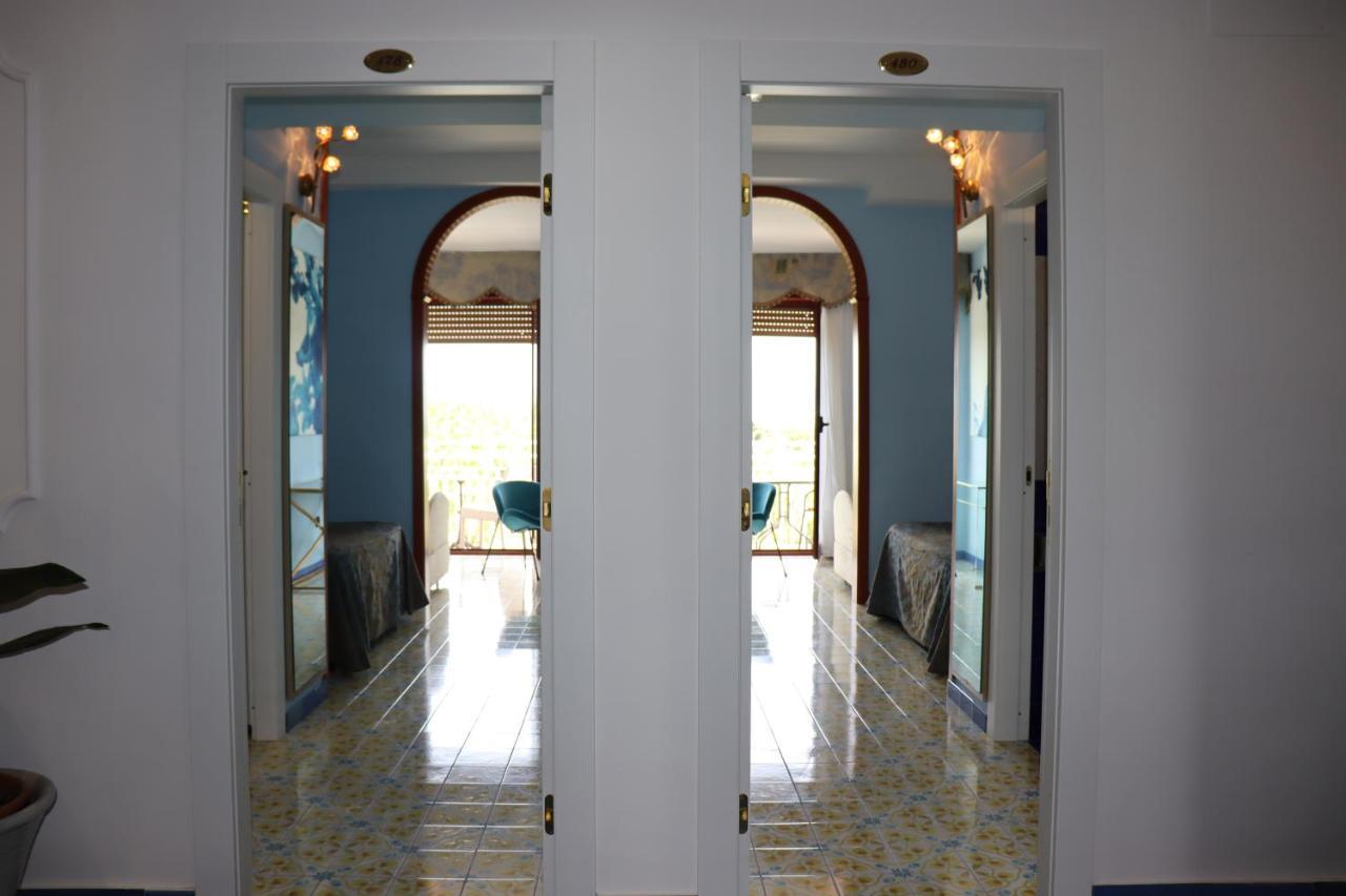 Hotel Paradiso Castellammare di Stabia Exterior photo
