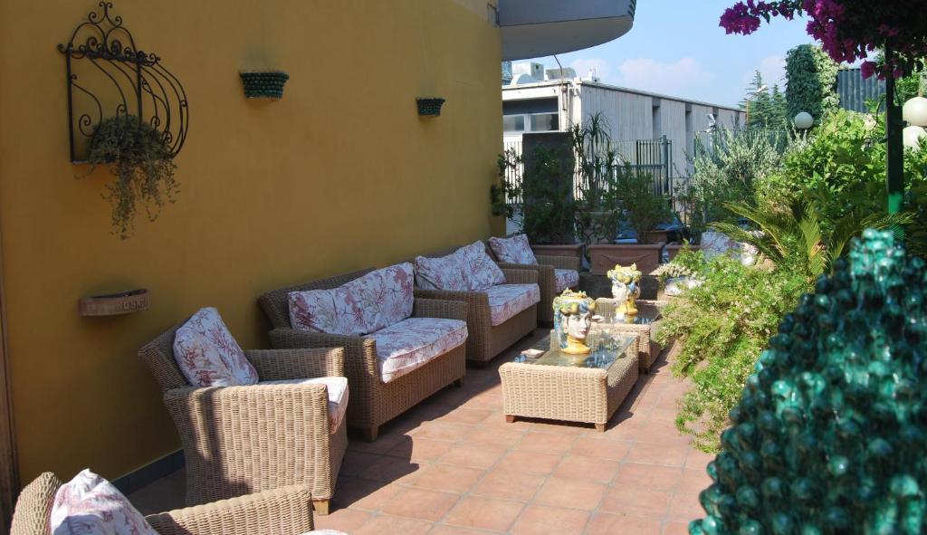 Hotel Paradiso Castellammare di Stabia Exterior photo